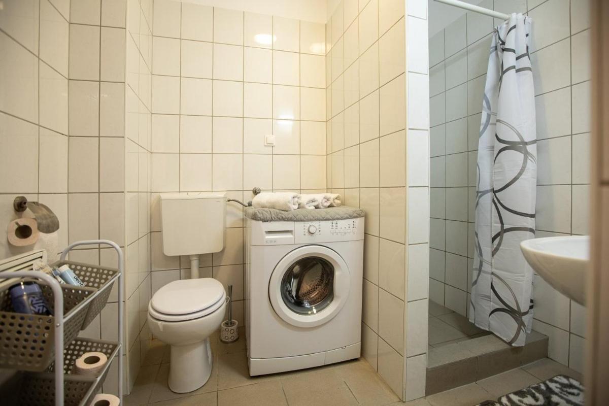 Maribor City Center Minidorm Apartment Buitenkant foto